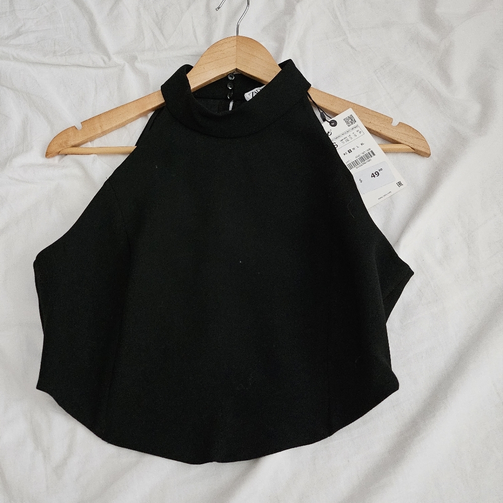 Zar Halterneck Top Cropped